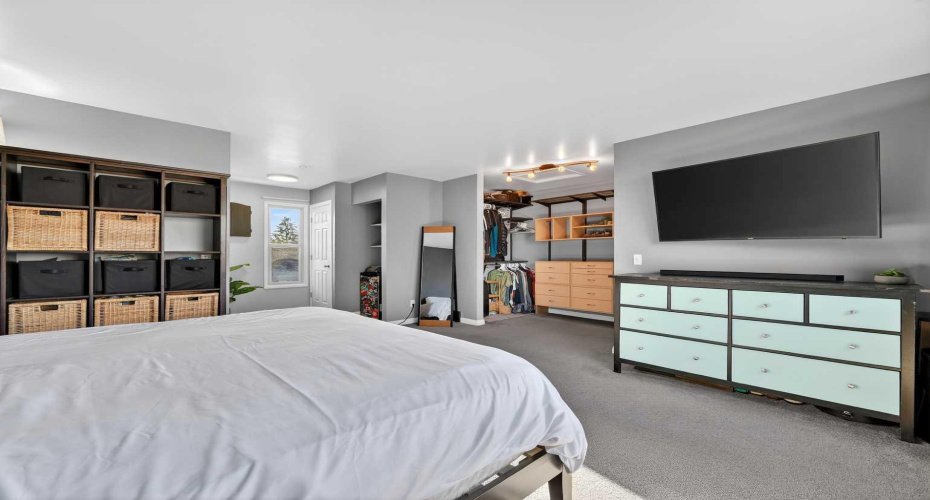 111 Grier Terrace, Calgary, Alberta T2K 5Y6, 3 Bedrooms Bedrooms, ,2 BathroomsBathrooms,Residential,For Sale,Grier,A2305771
