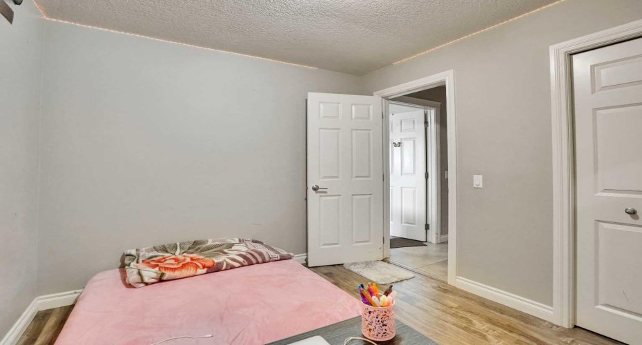 528 Whiteridge Way, Calgary, Alberta T1Y2Y4, 5 Bedrooms Bedrooms, ,3 BathroomsBathrooms,Residential,For Sale,Whiteridge,A2305806