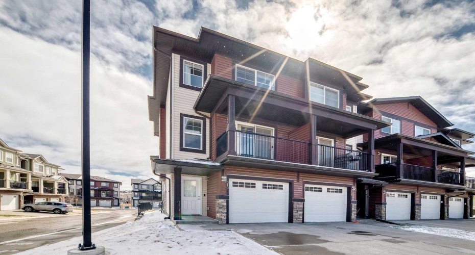 310 Sage Hill Grove, Calgary, Alberta T3R 0Z8, 3 Bedrooms Bedrooms, ,4 BathroomsBathrooms,Residential,For Sale,Sage Hill,A2305825