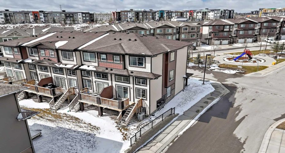 310 Sage Hill Grove, Calgary, Alberta T3R 0Z8, 3 Bedrooms Bedrooms, ,4 BathroomsBathrooms,Residential,For Sale,Sage Hill,A2305825