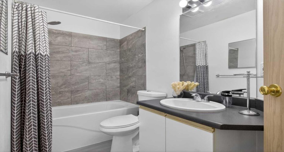 10 Dover Point, Calgary, Alberta T2P 3K2, 2 Bedrooms Bedrooms, ,1 BathroomBathrooms,Residential,For Sale,Dover,A2305850