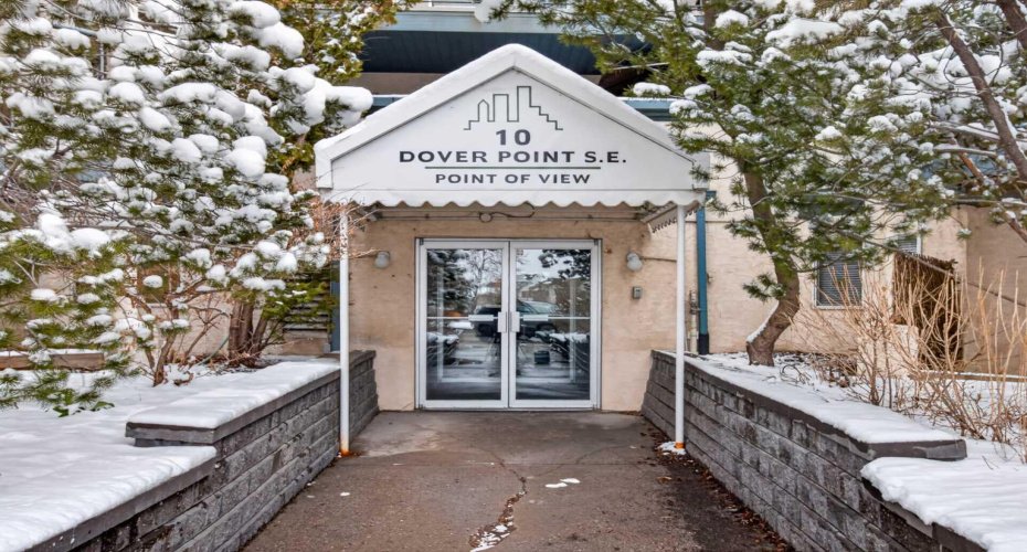 10 Dover Point, Calgary, Alberta T2P 3K2, 2 Bedrooms Bedrooms, ,1 BathroomBathrooms,Residential,For Sale,Dover,A2305850