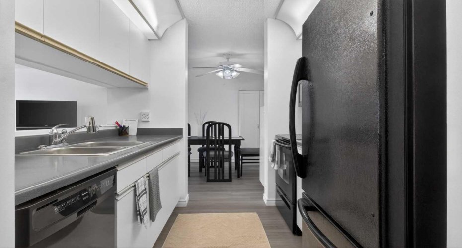 10 Dover Point, Calgary, Alberta T2P 3K2, 2 Bedrooms Bedrooms, ,1 BathroomBathrooms,Residential,For Sale,Dover,A2305850