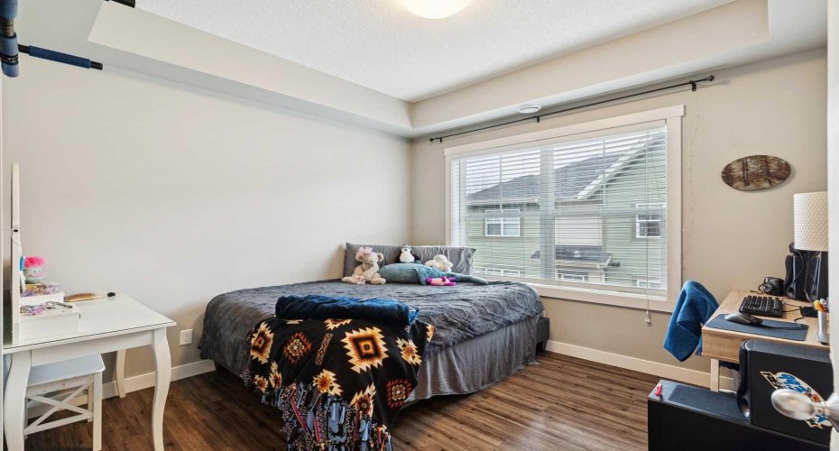 1127 McKenzie Towne Row, Calgary, Alberta T2Z1E1, 2 Bedrooms Bedrooms, ,1 BathroomBathrooms,Residential,For Sale,McKenzie Towne,A2306189