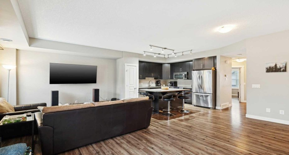 1127 McKenzie Towne Row, Calgary, Alberta T2Z1E1, 2 Bedrooms Bedrooms, ,1 BathroomBathrooms,Residential,For Sale,McKenzie Towne,A2306189