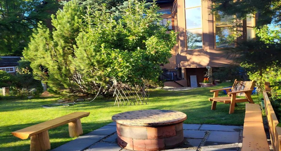 4643 29 Avenue, Calgary, Alberta T3B0J1, 4 Bedrooms Bedrooms, ,3 BathroomsBathrooms,Residential,For Sale,29,A2305946