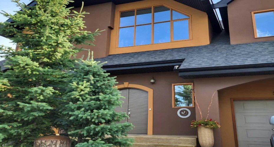 4643 29 Avenue, Calgary, Alberta T3B0J1, 4 Bedrooms Bedrooms, ,3 BathroomsBathrooms,Residential,For Sale,29,A2305946