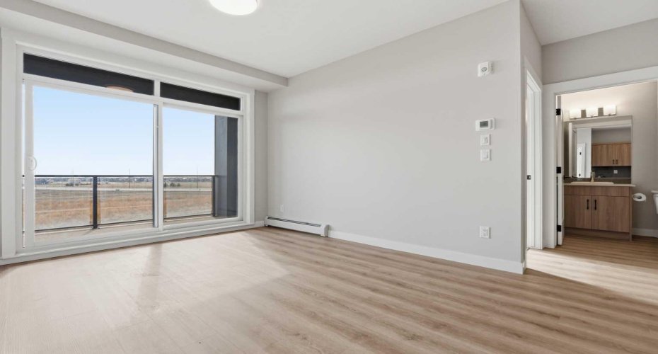 Living room shown without virtual staging.