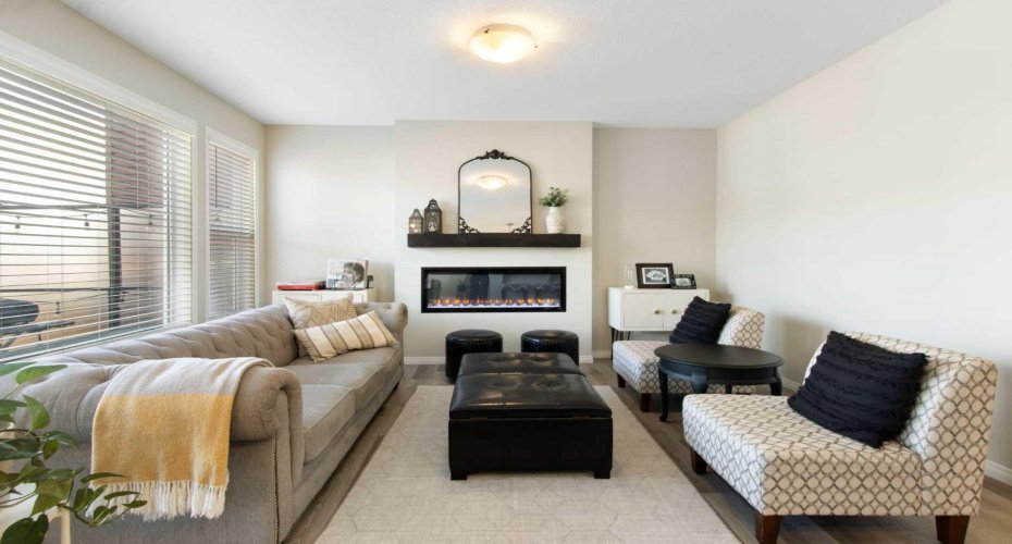 32 Wolf Creek Street, Calgary, Alberta T2X4V2, 4 Bedrooms Bedrooms, ,4 BathroomsBathrooms,Residential,For Sale,Wolf Creek,A2306273