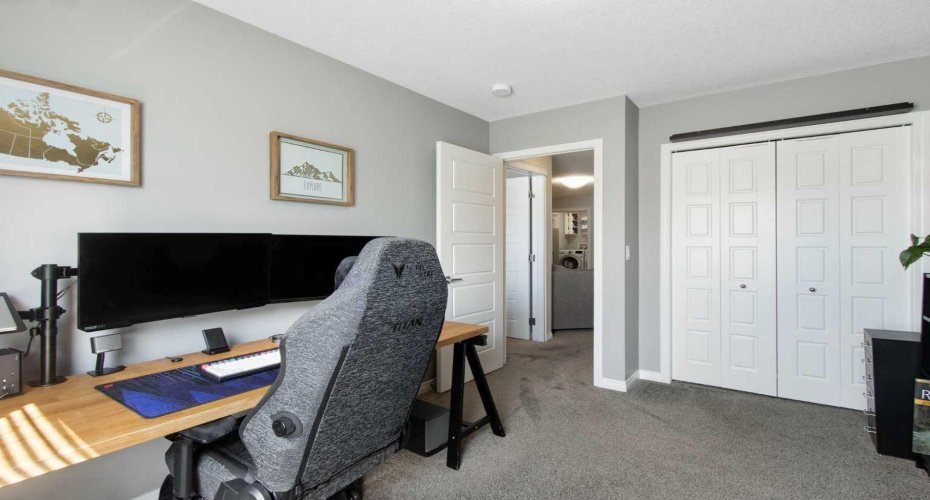 32 Wolf Creek Street, Calgary, Alberta T2X4V2, 4 Bedrooms Bedrooms, ,4 BathroomsBathrooms,Residential,For Sale,Wolf Creek,A2306273