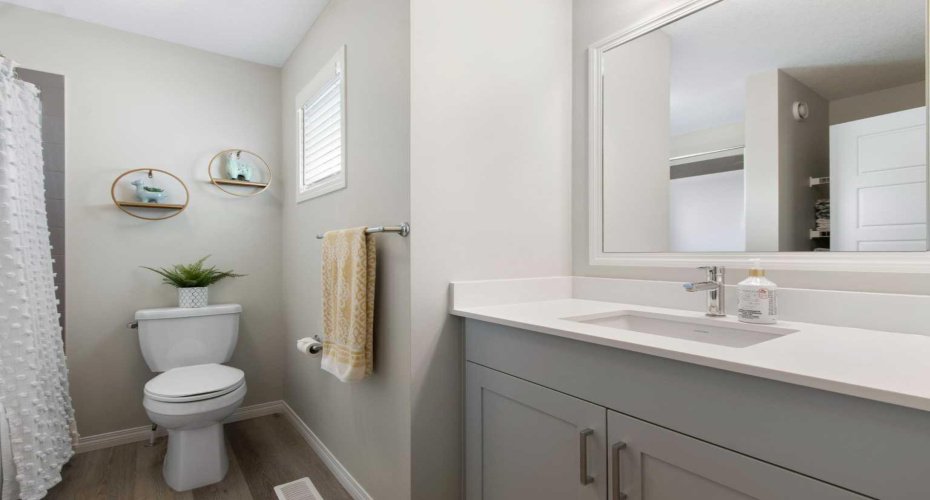 Upper floor family bathroom
