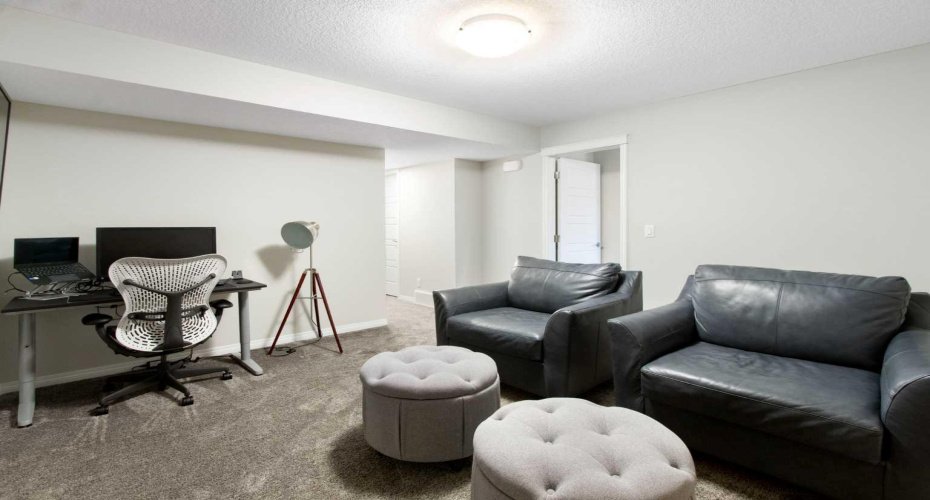 32 Wolf Creek Street, Calgary, Alberta T2X4V2, 4 Bedrooms Bedrooms, ,4 BathroomsBathrooms,Residential,For Sale,Wolf Creek,A2306273