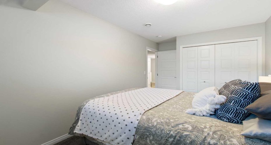 32 Wolf Creek Street, Calgary, Alberta T2X4V2, 4 Bedrooms Bedrooms, ,4 BathroomsBathrooms,Residential,For Sale,Wolf Creek,A2306273