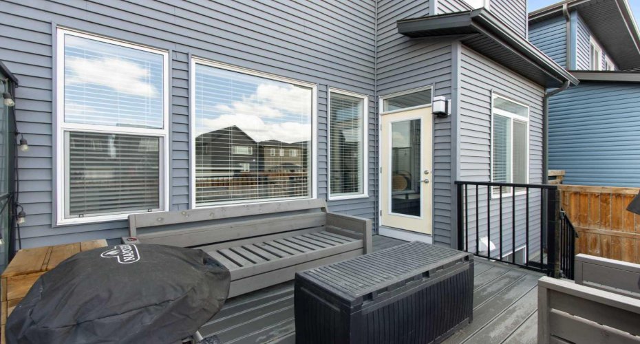 32 Wolf Creek Street, Calgary, Alberta T2X4V2, 4 Bedrooms Bedrooms, ,4 BathroomsBathrooms,Residential,For Sale,Wolf Creek,A2306273