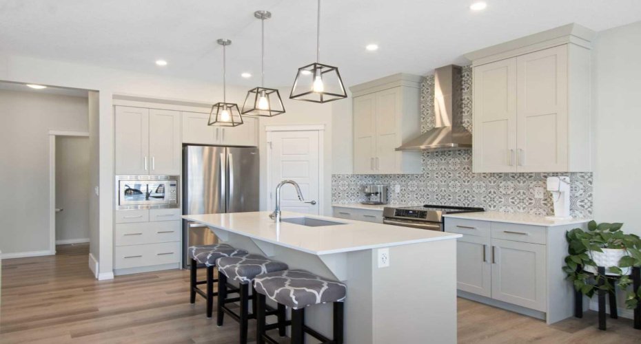 32 Wolf Creek Street, Calgary, Alberta T2X4V2, 4 Bedrooms Bedrooms, ,4 BathroomsBathrooms,Residential,For Sale,Wolf Creek,A2306273