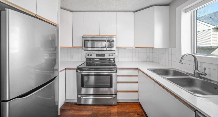 808 Royal Avenue, Calgary, Alberta T2T 0L3, 1 Bedroom Bedrooms, ,1 BathroomBathrooms,Residential,For Sale,Royal,A2296201