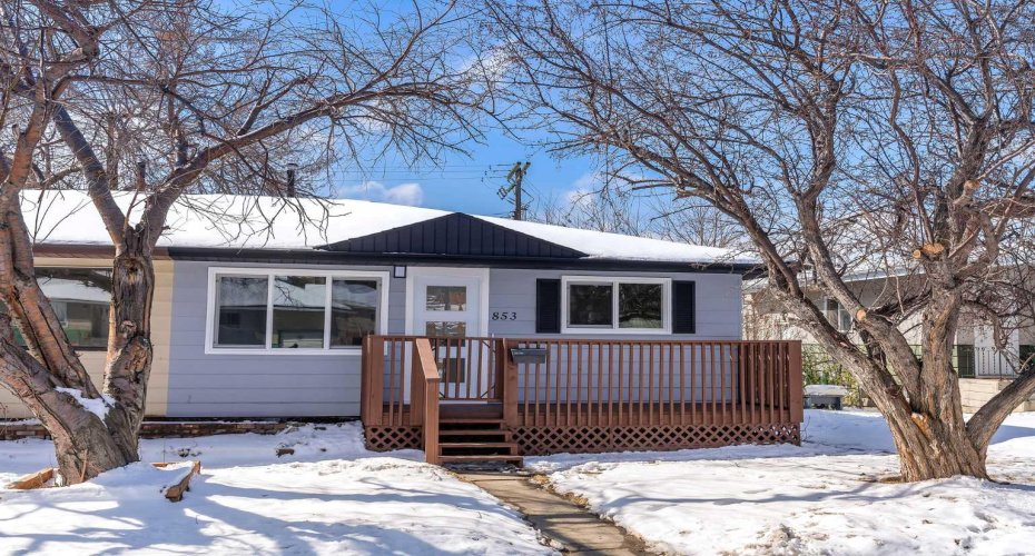 853 Northmount Drive, Calgary, Alberta T2L 0A3, 4 Bedrooms Bedrooms, ,2 BathroomsBathrooms,Residential,For Sale,Northmount,A2306293
