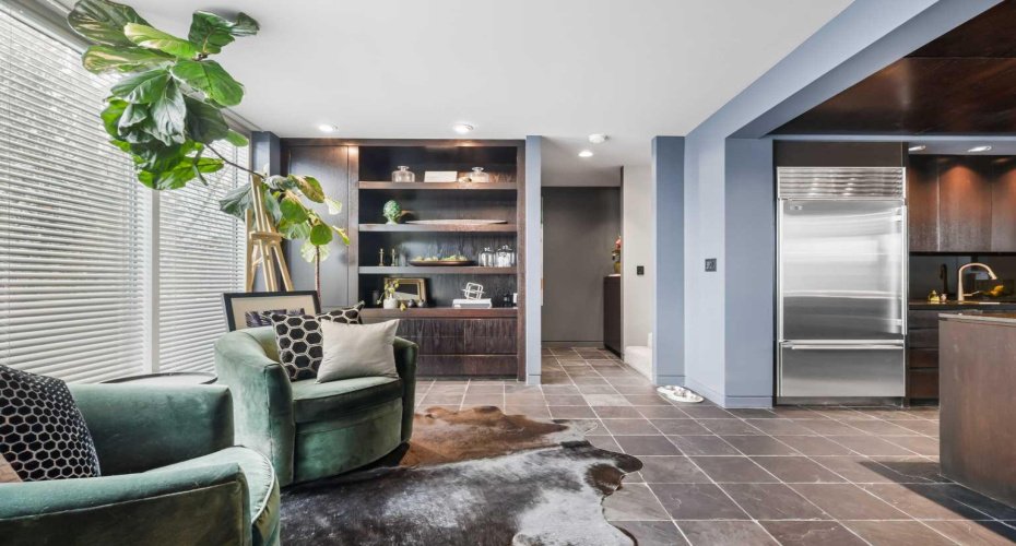 2115 29 Avenue, Calgary, Alberta T2T 1N6, 2 Bedrooms Bedrooms, ,3 BathroomsBathrooms,Residential,For Sale,29,A2306297