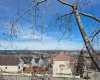 Top floor unit with great views on the hill of Patterson.