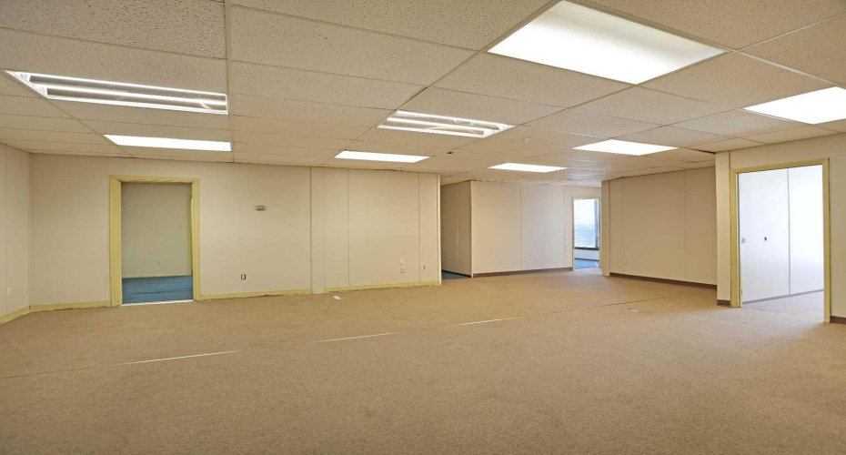 120 1 Avenue, Brooks, Alberta T1R 0S4, ,Commercial,For Sale,1,A2304980