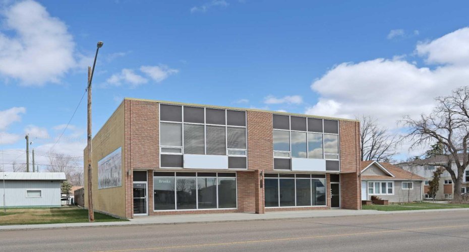 120 1 Avenue, Brooks, Alberta T1R 0S4, ,Commercial,For Sale,1,A2304980