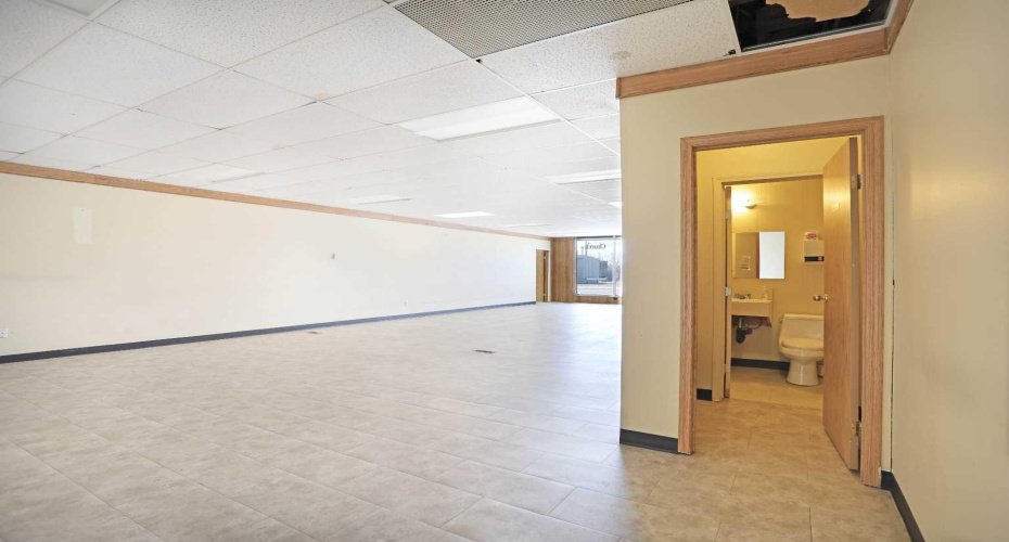 120 1 Avenue, Brooks, Alberta T1R 0S4, ,Commercial,For Sale,1,A2304980