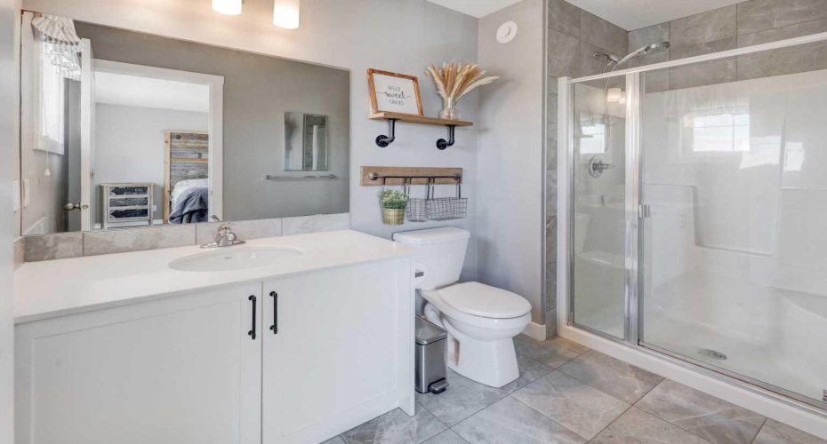 Ensuite-Walk In Shower