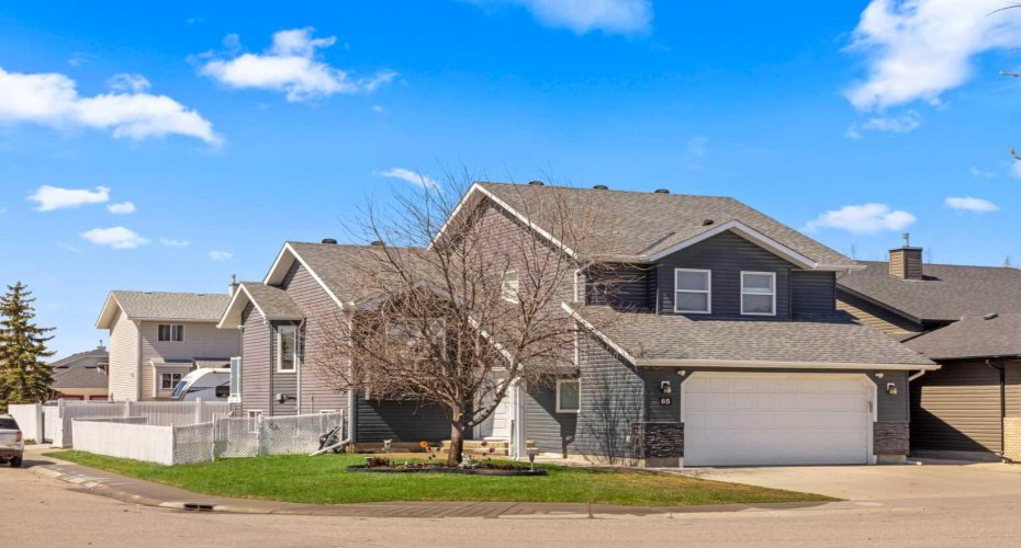 65 Canoe Circle, Airdrie, Alberta T4B 2L6, 5 Bedrooms Bedrooms, ,3 BathroomsBathrooms,Residential,For Sale,Canoe,A2305023