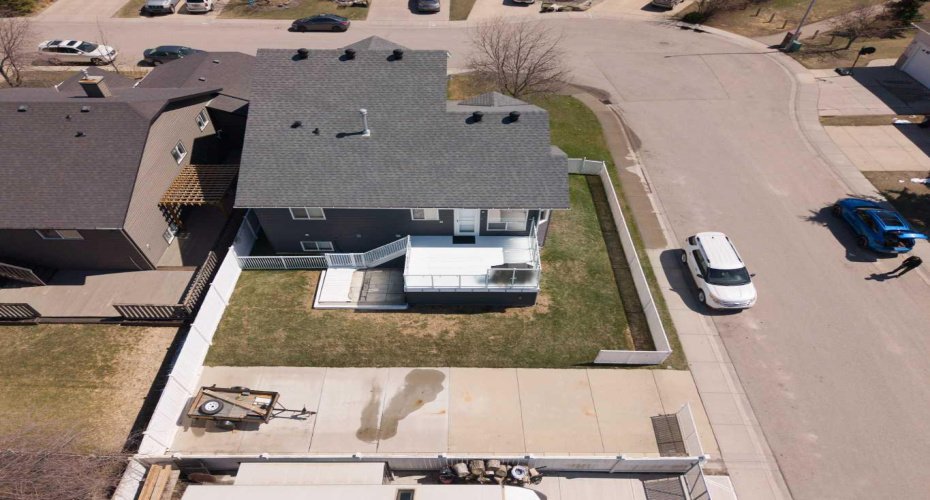 65 Canoe Circle, Airdrie, Alberta T4B 2L6, 5 Bedrooms Bedrooms, ,3 BathroomsBathrooms,Residential,For Sale,Canoe,A2305023