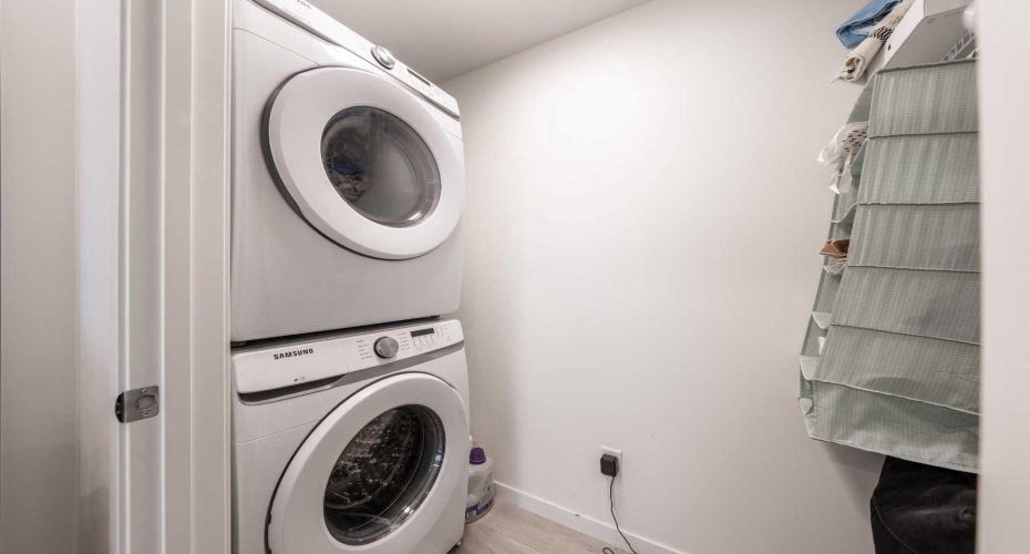in-suite laundry.