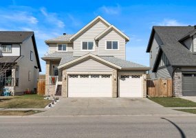 409 Kinniburgh Boulevard, Chestermere, Alberta T1X0P4, 5 Bedrooms Bedrooms, ,4 BathroomsBathrooms,Residential,For Sale,Kinniburgh,A2305122