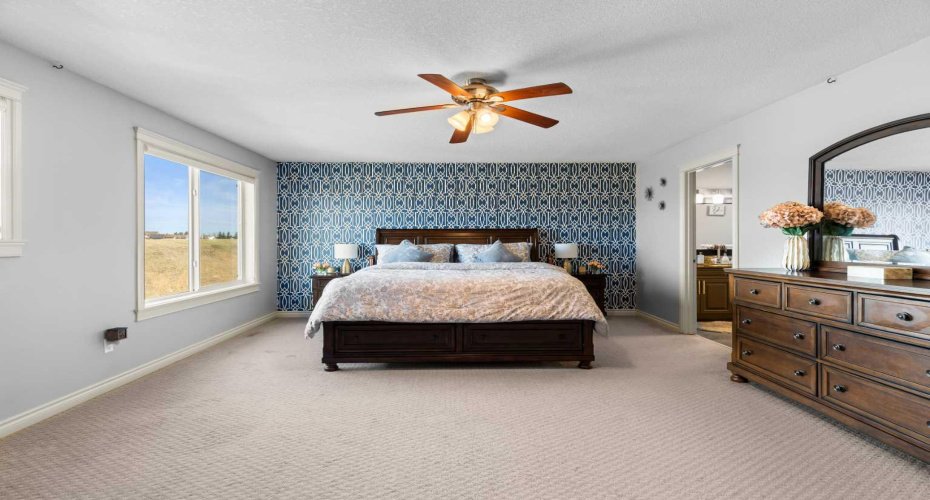 409 Kinniburgh Boulevard, Chestermere, Alberta T1X0P4, 5 Bedrooms Bedrooms, ,4 BathroomsBathrooms,Residential,For Sale,Kinniburgh,A2305122