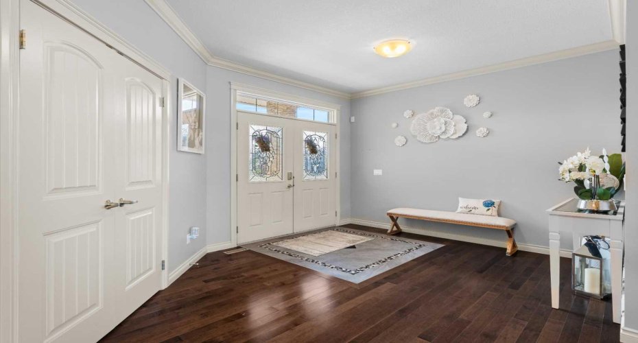 409 Kinniburgh Boulevard, Chestermere, Alberta T1X0P4, 5 Bedrooms Bedrooms, ,4 BathroomsBathrooms,Residential,For Sale,Kinniburgh,A2305122