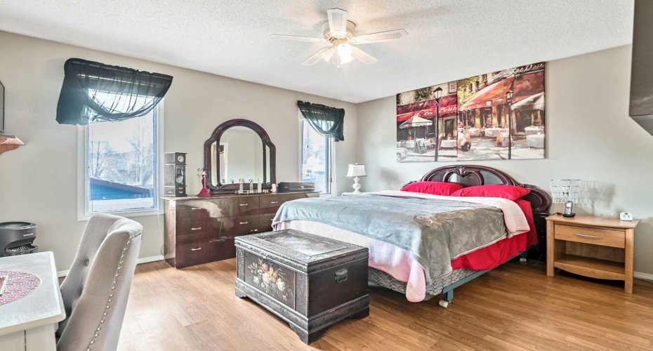 294 Shawnessy Drive, Calgary, Alberta T2Y 1M5, 4 Bedrooms Bedrooms, ,3 BathroomsBathrooms,Residential,For Sale,Shawnessy,A2305251