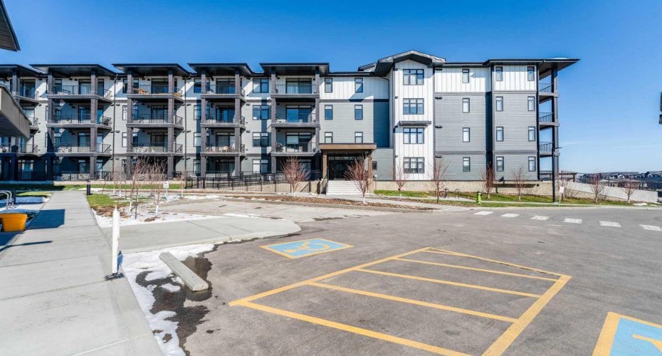 60 Sage Hill Walk, Calgary, Alberta T3R 2H5, 2 Bedrooms Bedrooms, ,1 BathroomBathrooms,Residential,For Sale,Sage Hill,A2305261
