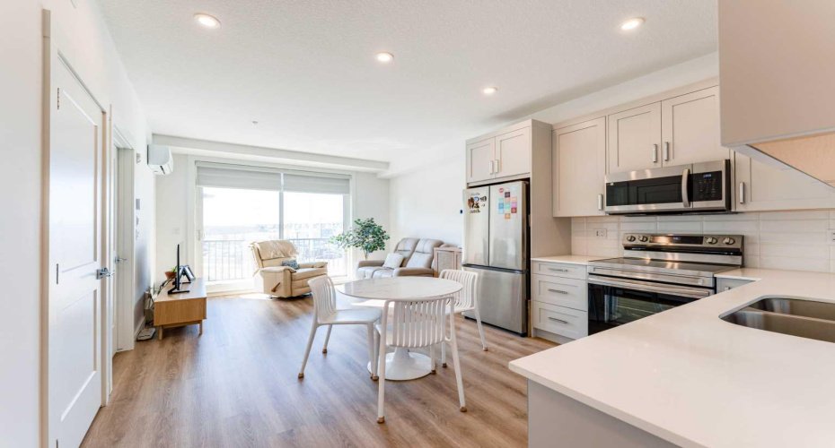 60 Sage Hill Walk, Calgary, Alberta T3R 2H5, 2 Bedrooms Bedrooms, ,1 BathroomBathrooms,Residential,For Sale,Sage Hill,A2305261