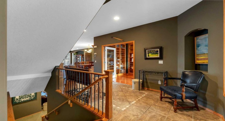15 Rosery Drive, Calgary, Alberta T2K 1L4, 4 Bedrooms Bedrooms, ,5 BathroomsBathrooms,Residential,For Sale,Rosery,A2305362