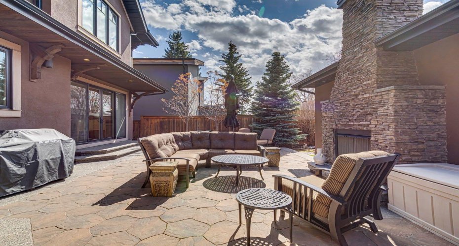4315 17 Street, Calgary, Alberta T2T 4P9, 3 Bedrooms Bedrooms, ,4 BathroomsBathrooms,Residential,For Sale,17,A2305571