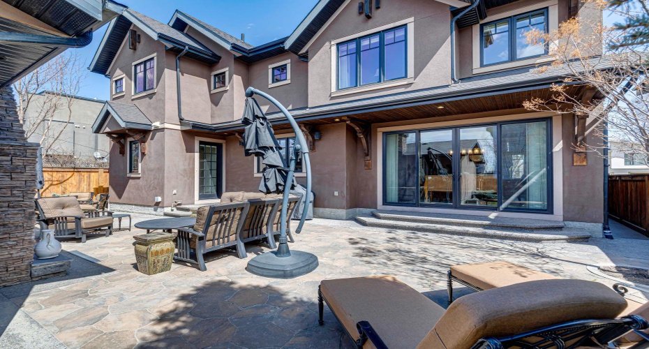 4315 17 Street, Calgary, Alberta T2T 4P9, 3 Bedrooms Bedrooms, ,4 BathroomsBathrooms,Residential,For Sale,17,A2305571