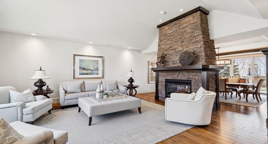 4315 17 Street, Calgary, Alberta T2T 4P9, 3 Bedrooms Bedrooms, ,4 BathroomsBathrooms,Residential,For Sale,17,A2305571