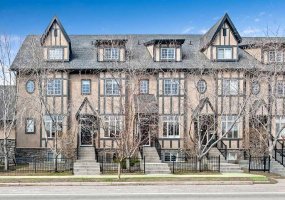 6 Scarpe Drive, Calgary, Alberta T2T 6P2, 2 Bedrooms Bedrooms, ,3 BathroomsBathrooms,Residential,For Sale,Scarpe,A2302189