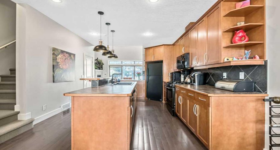6 Scarpe Drive, Calgary, Alberta T2T 6P2, 2 Bedrooms Bedrooms, ,3 BathroomsBathrooms,Residential,For Sale,Scarpe,A2302189