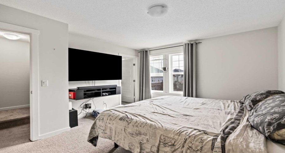 463 Cranbrook Square, Calgary, Alberta T3M3E3, 3 Bedrooms Bedrooms, ,3 BathroomsBathrooms,Residential,For Sale,Cranbrook,A2303941