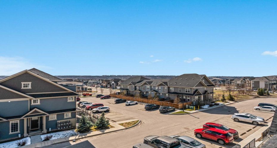 463 Cranbrook Square, Calgary, Alberta T3M3E3, 3 Bedrooms Bedrooms, ,3 BathroomsBathrooms,Residential,For Sale,Cranbrook,A2303941