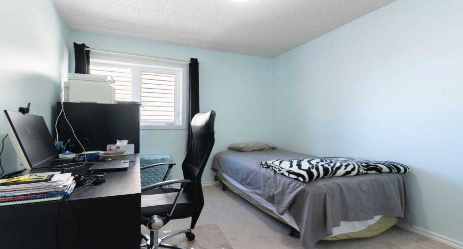 Bedroom - Upper Level