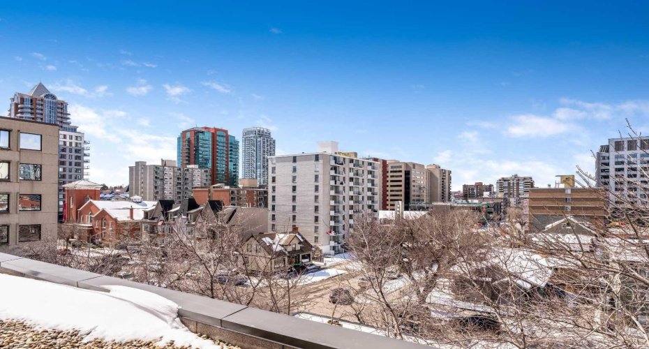 Enjoy sweeping views of Calgary’s skyline from the unit.