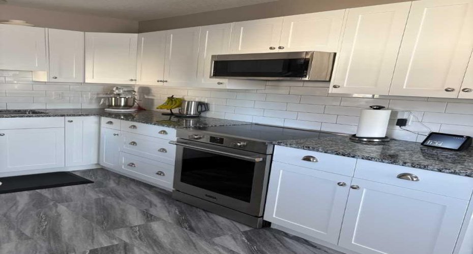8322 101 Avenue, Peace River, Alberta T8S1N2, 3 Bedrooms Bedrooms, ,1 BathroomBathrooms,Residential,For Sale,101,A2305526