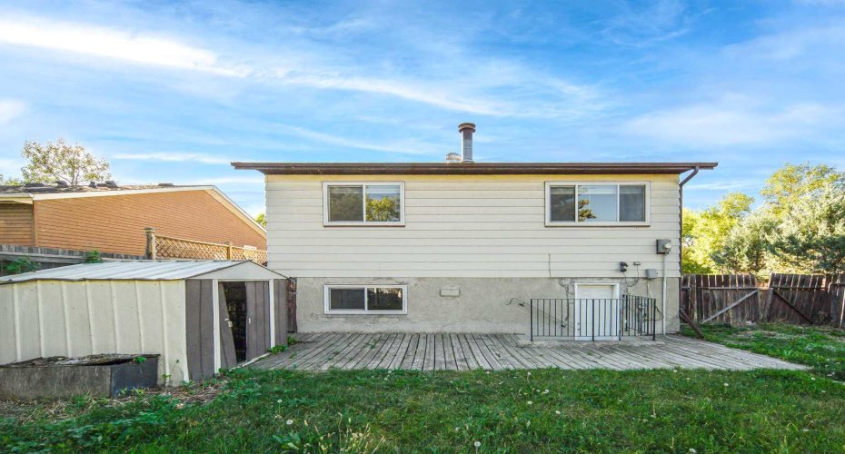 20 Bernard Way, Calgary, Alberta T3K 2B9, 3 Bedrooms Bedrooms, ,2 BathroomsBathrooms,Residential,For Sale,Bernard,A2306705