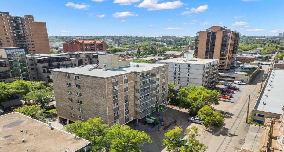 1312 13 Avenue, Calgary, Alberta T3C 0T3, 1 Bedroom Bedrooms, ,1 BathroomBathrooms,Residential,For Sale,13,A2305539