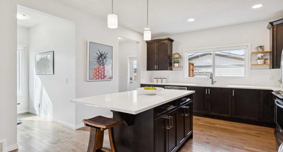 8 Walgrove Green, Calgary, Alberta T2X 2H8, 4 Bedrooms Bedrooms, ,4 BathroomsBathrooms,Residential,For Sale,Walgrove,A2305547